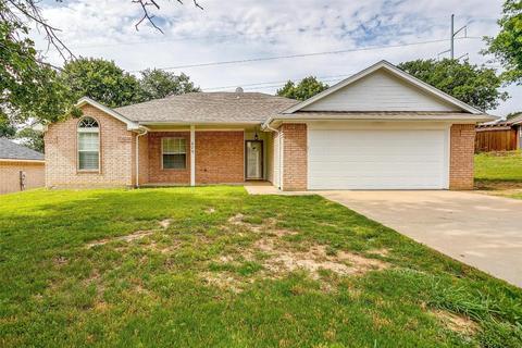 609 Linda Ct, Joshua, TX 76058