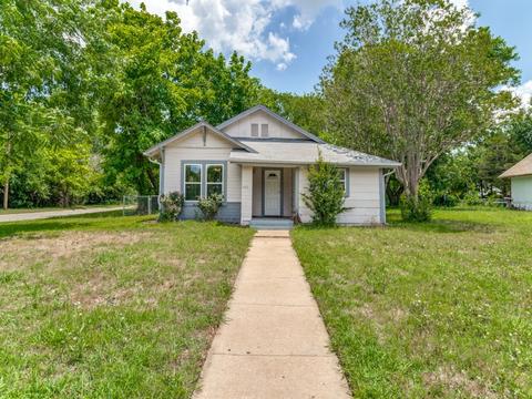 821 N Cleveland Ave, Sherman, TX 75090