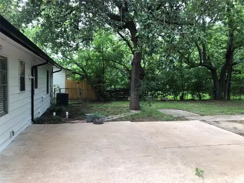 907 Collin Dr, Euless, TX 76039 photo 19