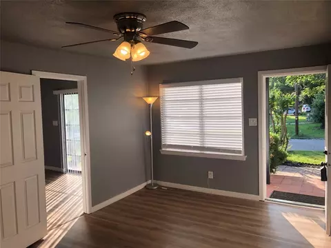 907 Collin Dr, Euless, TX 76039 photo 15