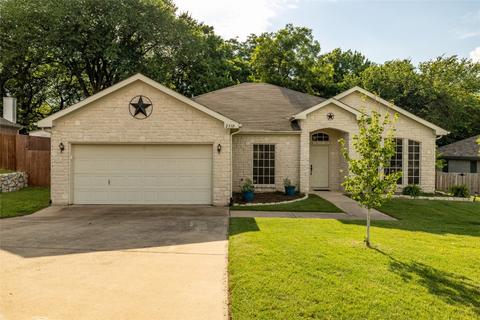 2310 Summer Brook Dr, Weatherford, TX 76087