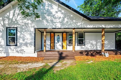 710 N Main St, Ector, TX 75439