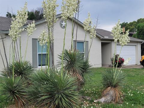 7024 Chapman Dr, North Richland Hills, TX 76182
