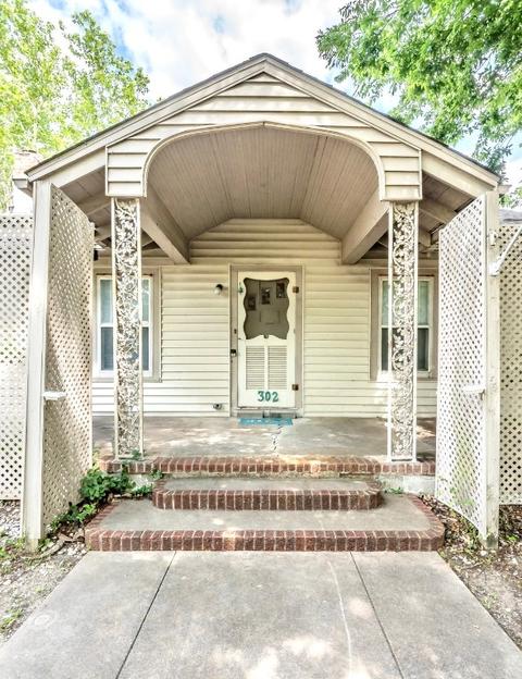 302 S Colorado St, Celina, TX 75009