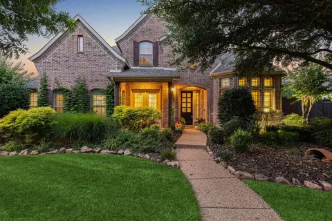 8937 Sutton Dr, Frisco, TX 75035