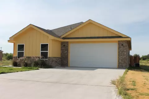 110 Shallow Water Ct, Clyde, TX 79510