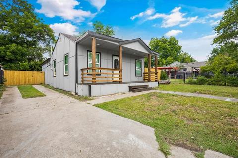 2513 Stuart Dr, Fort Worth, TX 76104