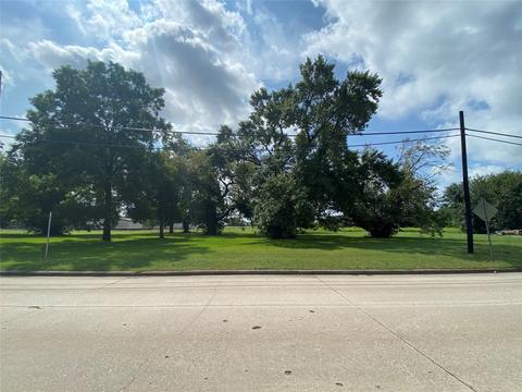 120 E Belt Line Rd #120, Wilmer, TX 75172
