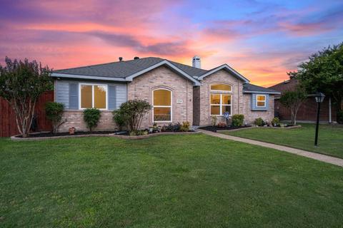 8314 Meadowview St, Rowlett, TX 75088