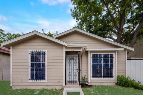 1919 Red Cloud Dr, Dallas, TX 75217