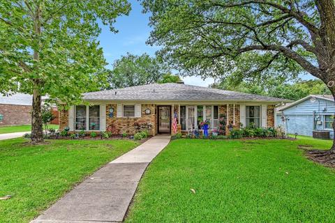 2822 N Ricketts St, Sherman, TX 75092
