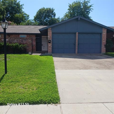2011 William Ln, Carrollton, TX 75006