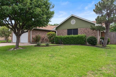 2514 Carmel Dr, Carrollton, TX 75006
