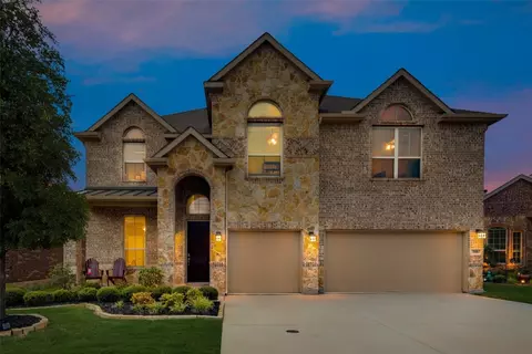 310 Traveller St, Hickory Creek, TX 75065