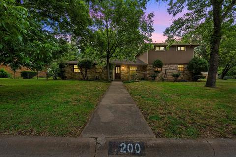 200 NW Jill Ann Dr, Burleson, TX 76028