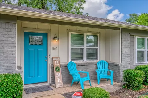 1102 N Brents Ave, Sherman, TX 75090