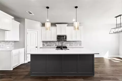 Kitchen - 1185 Sanger Dr, Springtown, TX 76082 photo 2 of 6