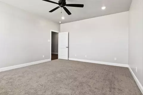 Bedroom - 1185 Sanger Dr, Springtown, TX 76082 photo 1 of 1