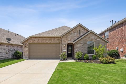 1728 Outpost Creek Ln, Aubrey, TX 76227