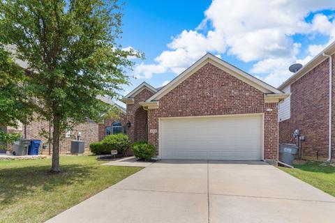 2312 Fountain Gate Dr, Little Elm, TX 75068