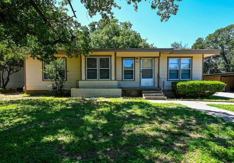 302 19th St, Mineral Wells, TX 76067