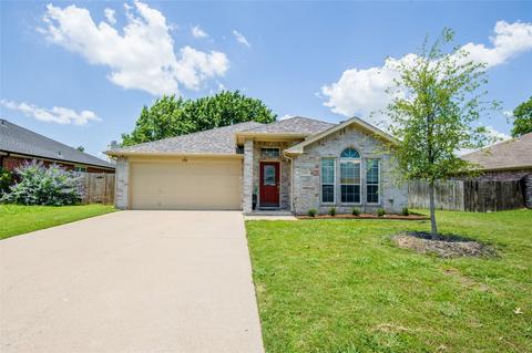 1309 Rye Glen Dr, Midlothian, TX 76065