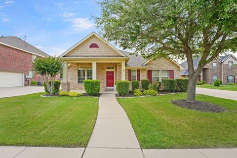 5813 Southern Hills Dr, North Richland Hills, TX 76180