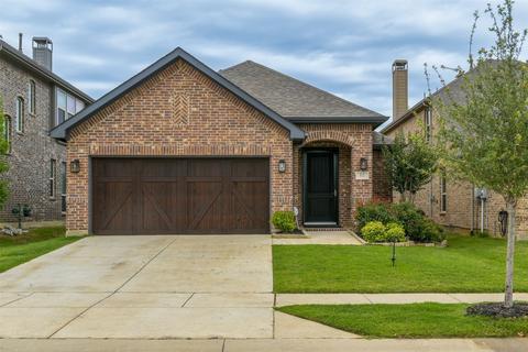 511 Catherine Ln, Lantana, TX 76226