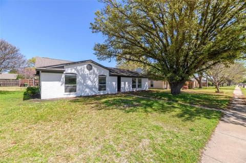 2513 Peppertree Pl, Plano, TX 75074