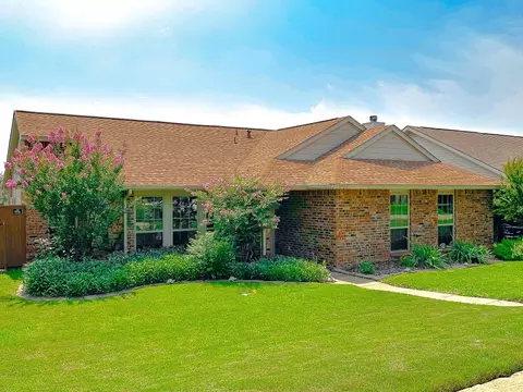 5722 Diana Dr, Garland, TX 75043