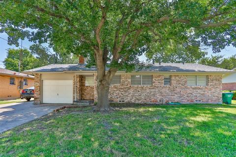 310 Rosedale Dr, Gainesville, TX 76240