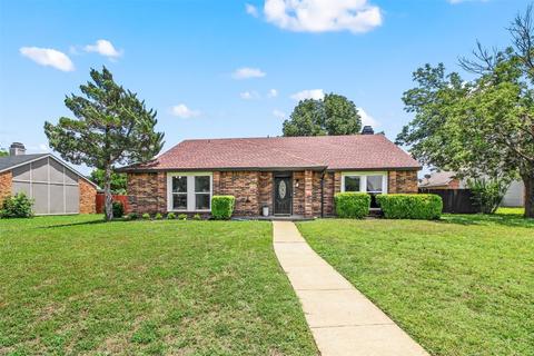 501 Pico St, Cedar Hill, TX 75104