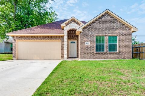 1202 E Davis Ave, Fort Worth, TX 76104