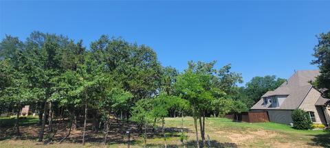 5004 Swisher Rd, Denton, TX 76208