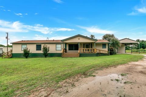 351 J E Woody Rd, Springtown, TX 76082