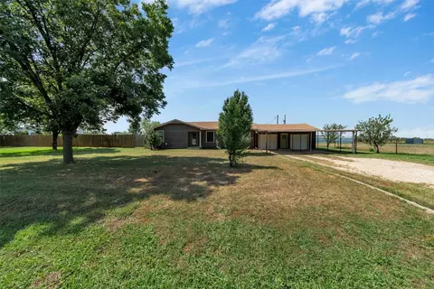5865 Fm 1883, Henrietta, TX 76365