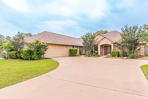 3202 Crossbridge Cir, Granbury, TX 76049