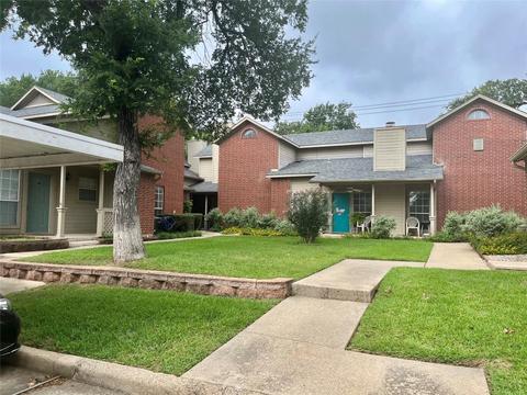 1420 Meadowood Village Dr, Fort Worth, TX 76120