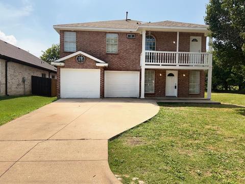 605 SW 16th St, Grand Prairie, TX 75051