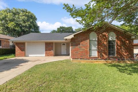 1712 Woodhaven Dr, Seagoville, TX 75159