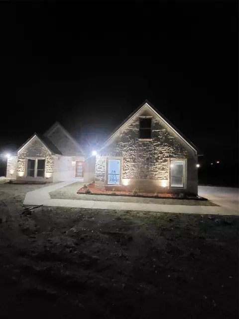 268 Quail Chase Ln, Decatur, TX 76234
