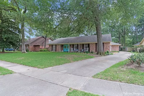 546 Dunmoreland Dr, Shreveport, LA 71106