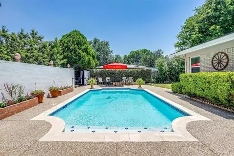 3816 Sagebrush Rd, Benbrook, TX 76116