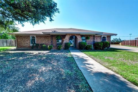 9951 Haywood Ct, Benbrook, TX 76126