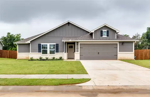 604 Kyle Dr, Tioga, TX 76271