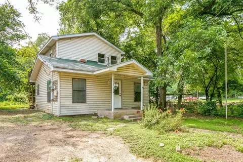 1509 Redbud Ln, Irving, TX 75061