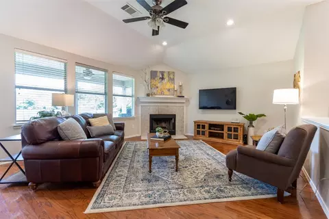 14049 Lost Spurs Rd, Roanoke, TX 76262