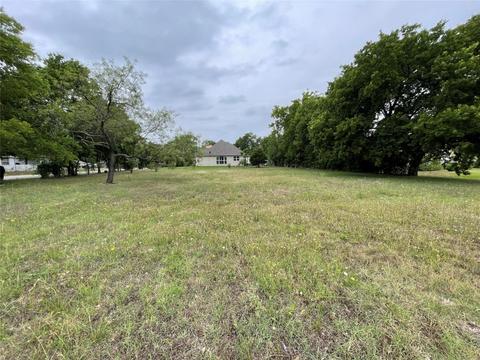 209 Alice St, Little Elm, TX 75068