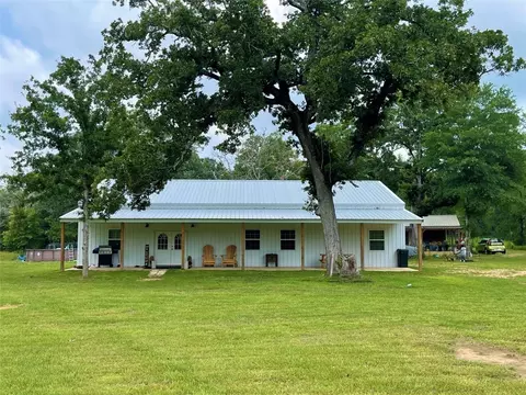 1075 Fm 489, Oakwood, TX 75855