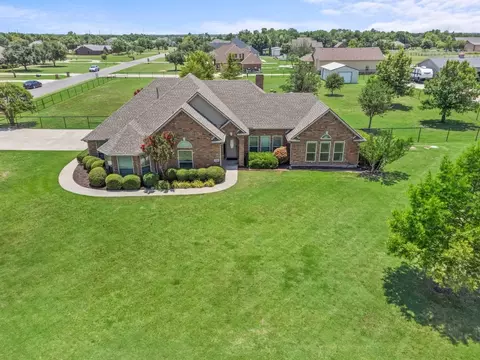 348 Mcclendon Rd, Lavon, TX 75166